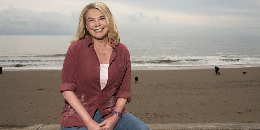 BBC Orders New Amanda Redman Comedy, Bumps