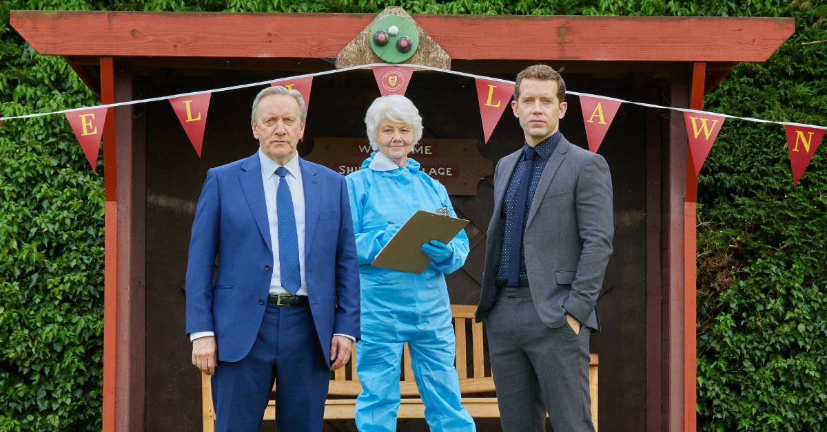 neil dudgeon and crew in season 25 of midsomer murders