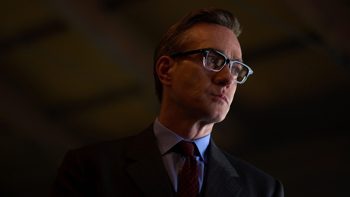 First Look at Matthew Macfadyen as George Smiley in Legacy of Spies